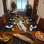 Guest house L'ancien Cafe Brocourt