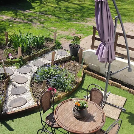 Guest house L'ancien Cafe 3*